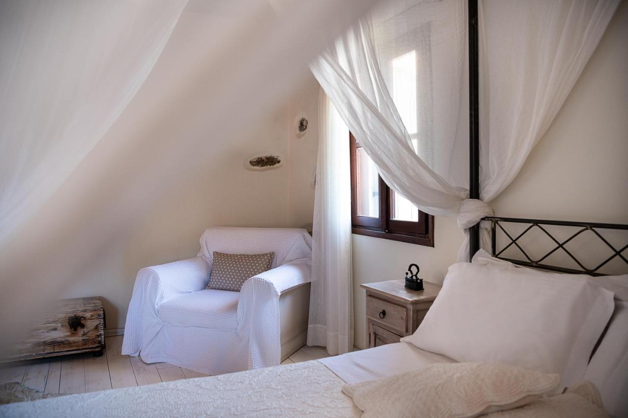 Verekinthos Villas - Pool, Hot Tub, Bbq, Kids Playground, Stunning Mountain Views Yerolákkos Buitenkant foto