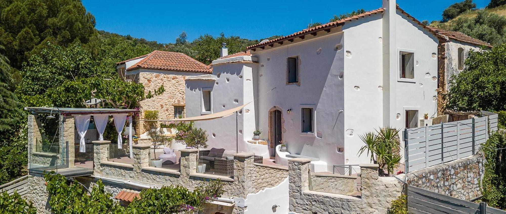 Verekinthos Villas - Pool, Hot Tub, Bbq, Kids Playground, Stunning Mountain Views Yerolákkos Buitenkant foto