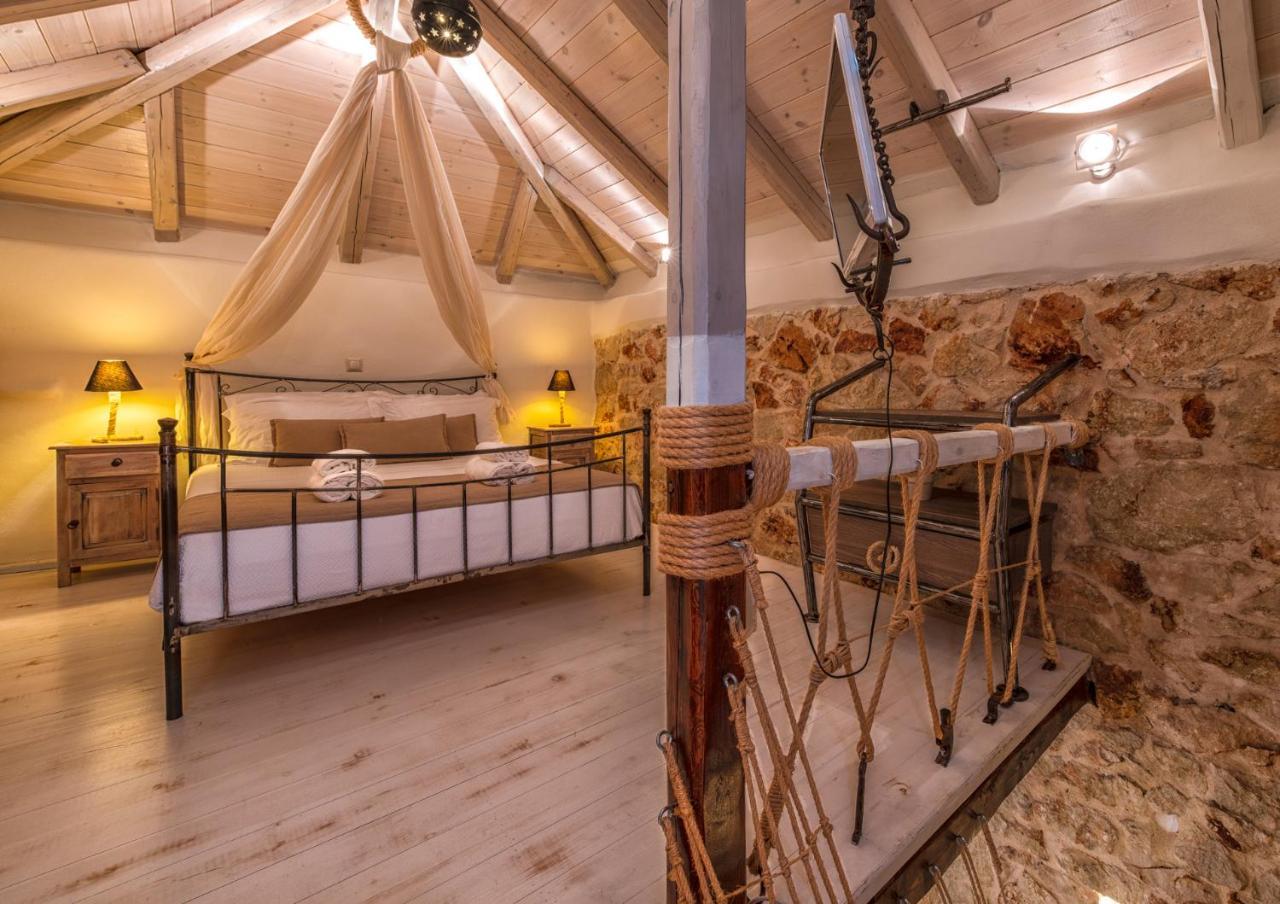 Verekinthos Villas - Pool, Hot Tub, Bbq, Kids Playground, Stunning Mountain Views Yerolákkos Buitenkant foto